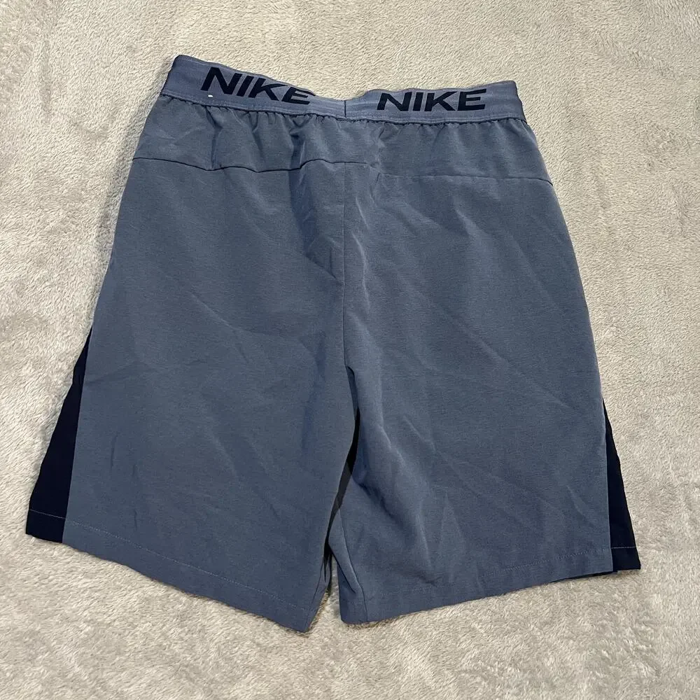 Nike Dri-FIT Flex 8